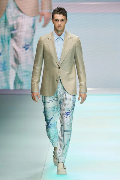 Look 53
